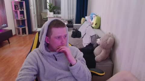 Mark and Elsa  online show from April 24, 2026, 10:45 pm