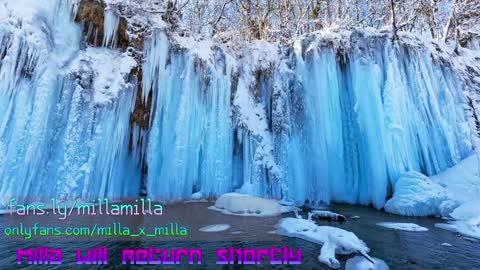 milla_milla online show from December 6, 2024, 9:21 am