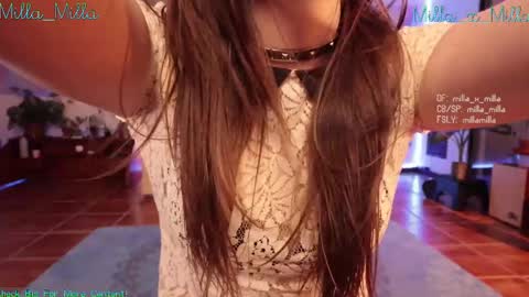 milla_milla online show from February 10, 2025, 6:53 am