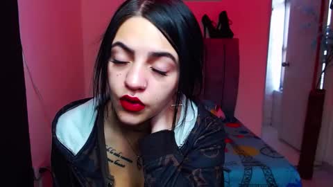 Violeta online show from October 9, 2025, 1:31 pm