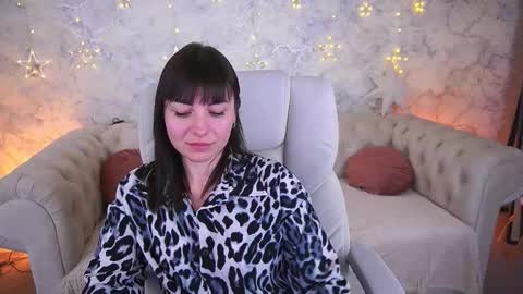 millaluxlove online show from January 13, 2026, 8:41 am