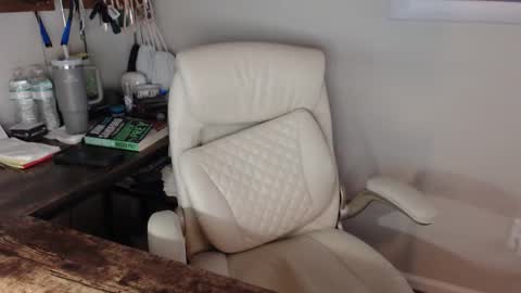 millenium0129 online show from January 19, 2026, 2:15 am