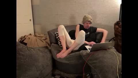 SlimnHungOH online show from February 19, 2025, 5:27 am