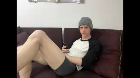 SlimnHungOH online show from October 11, 2025, 9:46 pm