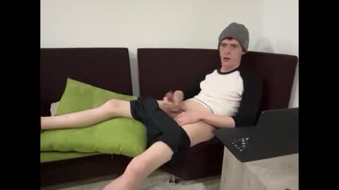 SlimnHungOH online show from November 10, 2025, 11:15 pm