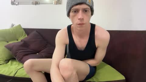 SlimnHungOH online show from November 20, 2025, 6:40 pm