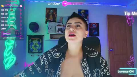 Snapshot of milley_rose chatting on March 12, 2026, 8:15 pm Im girl my name is Johana online show from March 12, 2026, 8:15 pm