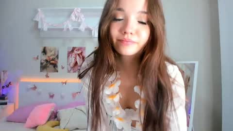 Snapshot of milly_heart chatting on June 7, 2026, 3:10 am Milly online show from June 7, 2026, 3:10 am