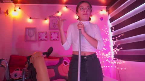 MILLY online show from January 25, 2025, 6:57 pm