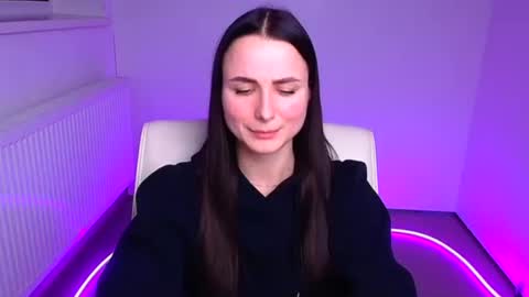 Milly online show from February 3, 2025, 3:17 pm