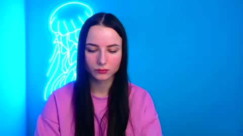 Milly online show from February 20, 2025, 6:39 am