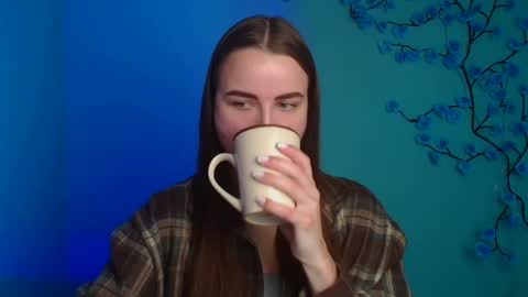 Milly online show from April 17, 2026, 5:54 am