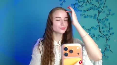 Snapshot of milly_liss chatting on May 5, 2026, 5:37 am Milly online show from May 5, 2026, 5:37 am
