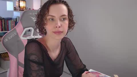 Milly online show from February 21, 2025, 7:12 am