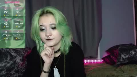 milten_trish online show from November 11, 2025, 8:42 pm