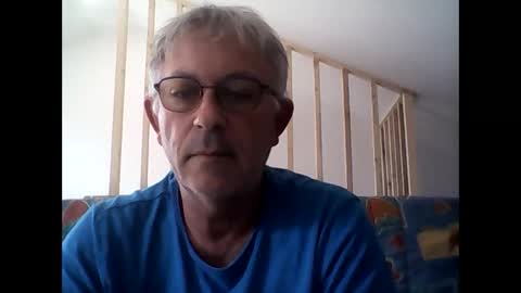 milu72 online show from September 28, 2025, 1:38 pm