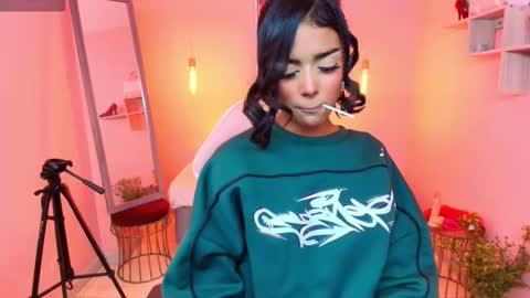 Snapshot of milu_carbajal_x chatting on December 2, 2025, 8:59 pm milu_carbajal_x online show from December 2, 2025, 8:59 pm