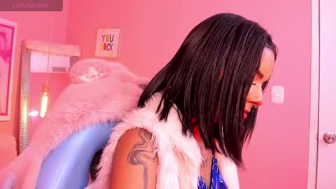 milu_carbajal_x online show from April 23, 2026, 1:18 am