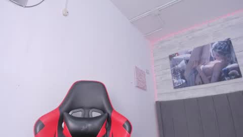 Miluu online show from January 10, 2025, 11:50 pm