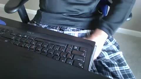 milwaukeebadger24 online show from February 21, 2025, 1:22 pm