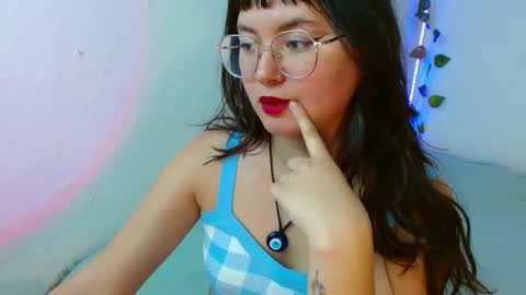 mily_baker online show from February 3, 2025, 6:07 pm