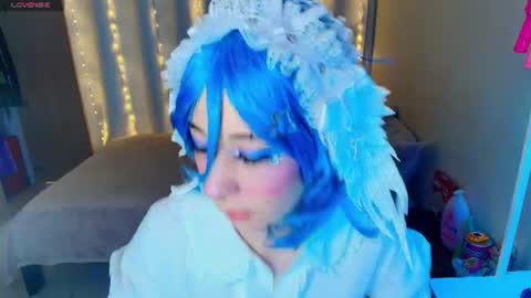 Snapshot of mily_milk_ chatting on July 14, 2026, 8:52 am mily_milk_ online show from July 14, 2026, 8:52 am