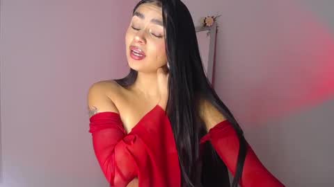 Mily Ortiz online show from September 27, 2025, 4:23 pm