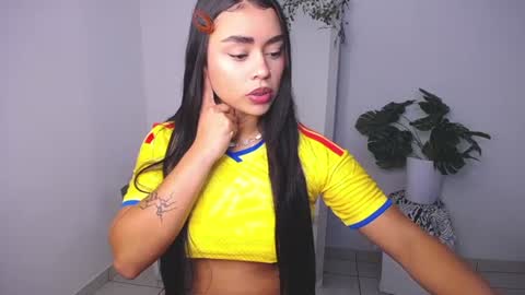 Mily Ortiz online show from July 7, 2026, 3:16 pm