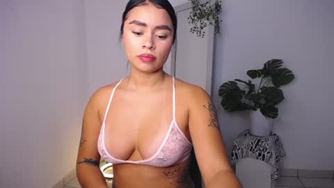 Mily Ortiz online show from July 21, 2026, 2:52 pm