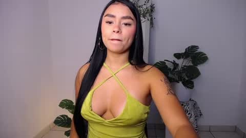 Mily Ortiz online show from July 24, 2026, 2:59 pm