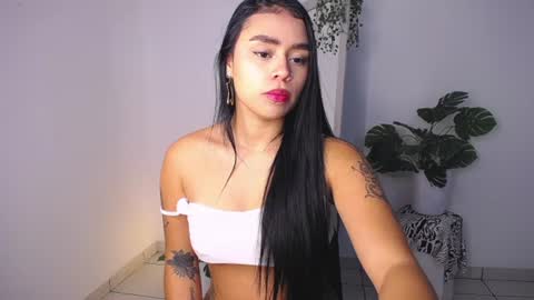 Mily Ortiz online show from July 28, 2026, 5:01 pm