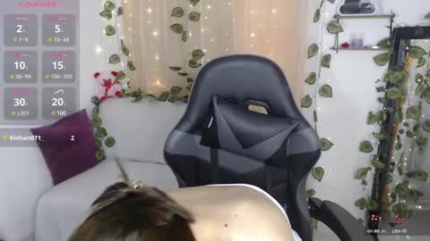 Mily online show from February 27, 2025, 8:31 pm