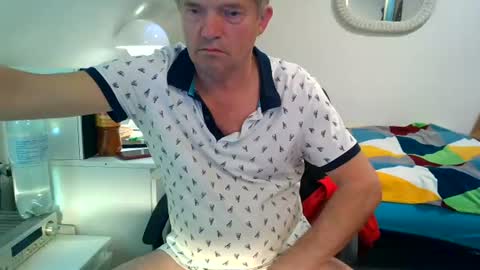 Snapshot of milymen26 chatting on June 13, 2026, 6:28 pm Milymen26 Polish man master fereskik straight mature online show from June 13, 2026, 6:28 pm