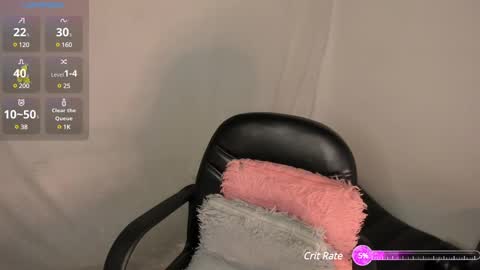 Snapshot of milysauria_ chatting on February 26, 2025, 12:14 pm Mily online show from February 26, 2025, 12:14 pm