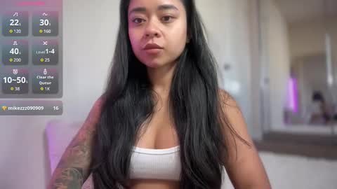 Mimi Baby online show from November 11, 2025, 7:14 pm