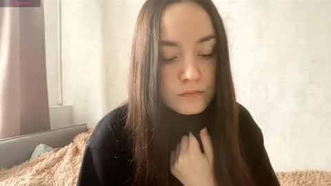 mimipurr online show from September 27, 2025, 6:18 am