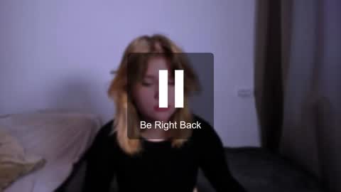 hi Im Mina  online show from December 2, 2024, 4:31 am