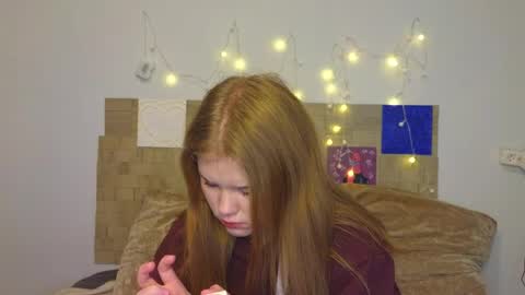 Snapshot of mina27372 chatting on May 14, 2026, 6:31 am hi Im Mina online show from May 14, 2026, 6:31 am