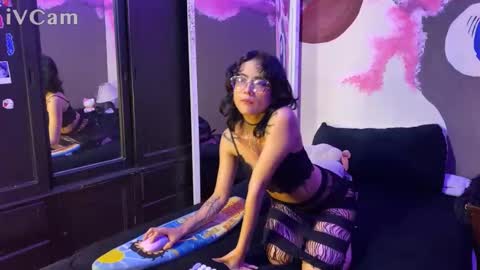 Suki 3 online show from February 3, 2026, 2:53 am