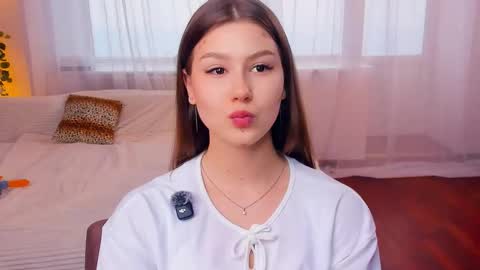 Mindi online show from October 15, 2025, 7:19 am