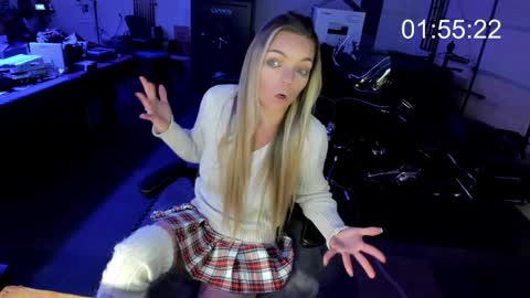 Mindy Mars online show from December 6, 2024, 12:16 pm