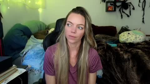 Mindy Mars online show from January 13, 2025, 6:38 pm