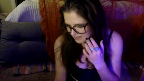 Snapshot of mindymounds chatting on June 3, 2026, 5:10 am Mindy online show from June 3, 2026, 5:10 am