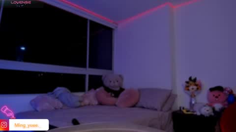 My name is Fer Nice to meet you  give it a thumbs up please its important online show from February 2, 2025, 2:48 am