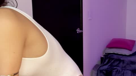 miniadelf online show from February 2, 2026, 8:51 pm