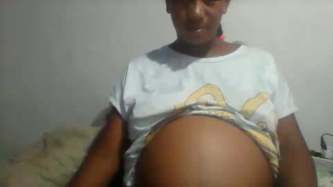 Minie4Tina online show from March 4, 2026, 7:47 am