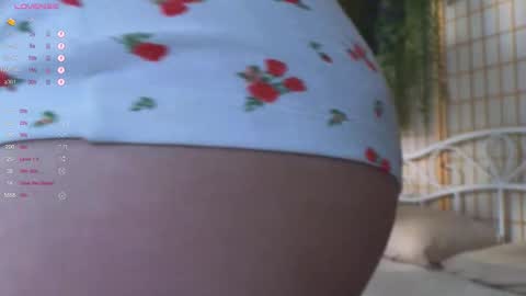 Rina online show from September 27, 2025, 3:17 pm