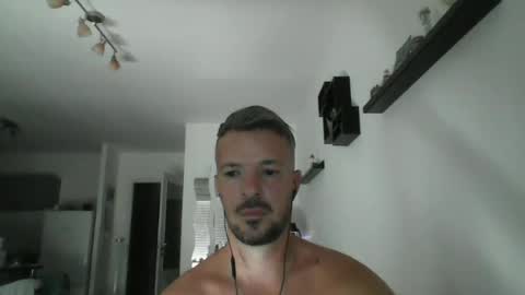 Snapshot of minka28 chatting on June 27, 2026, 3:28 pm minka28 online show from June 27, 2026, 3:28 pm