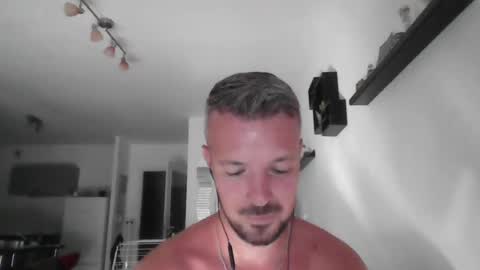 Snapshot of minka28 chatting on July 19, 2026, 5:16 pm minka28 online show from July 19, 2026, 5:16 pm