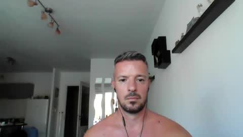 Snapshot of minka28 chatting on August 5, 2026, 9:23 am minka28 online show from August 5, 2026, 9:23 am